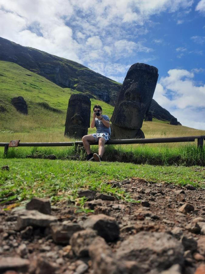Moehiva Rapa Nui * Hanga Roa