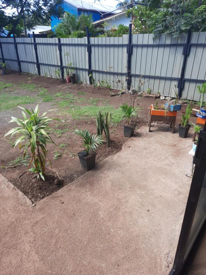 Moehiva Rapa Nui * Hanga Roa